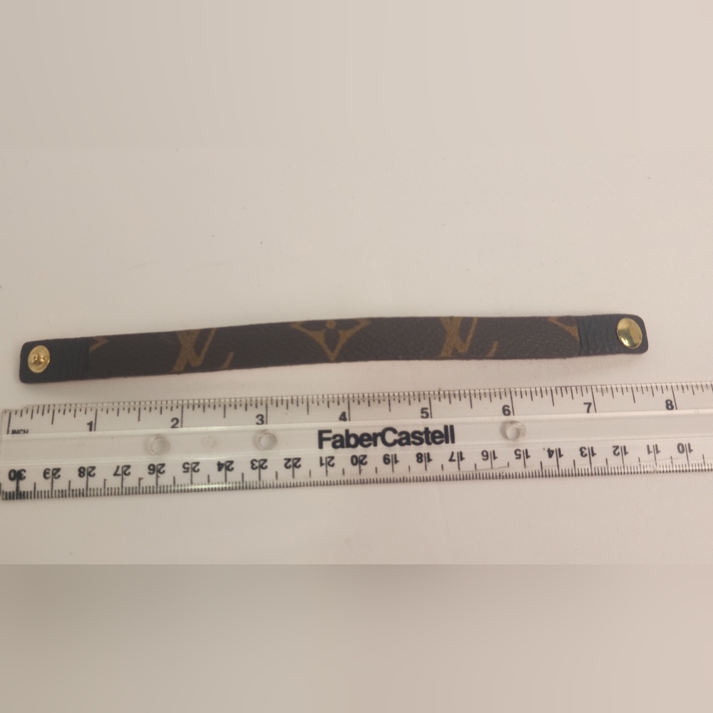 Louis Vuitton Brown Monogram Canvas Pebble Leather Bracelet - Picture 7 of 7